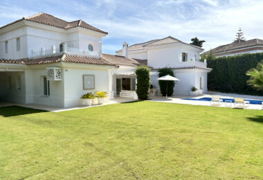 Renovated Villa for Sale in Sotogrande Costa’s Sought-After B-Zone