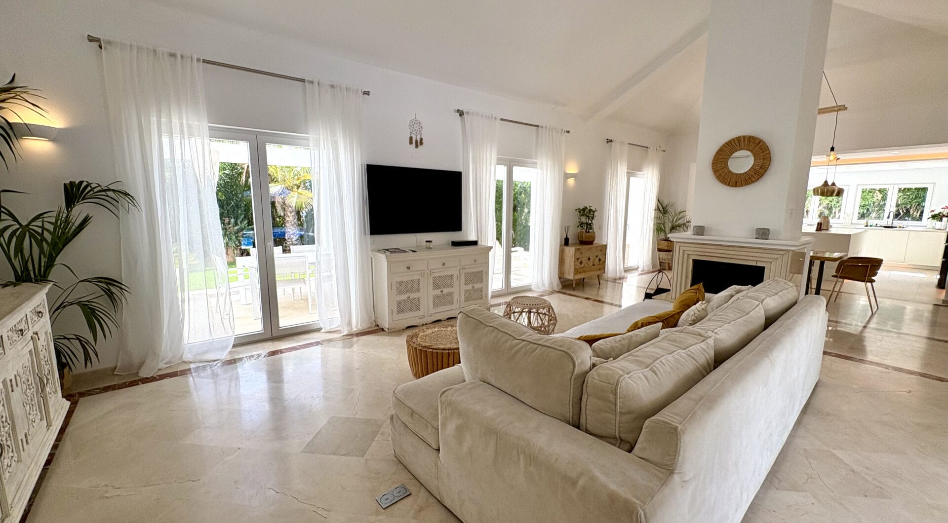 Renovated Villa for Sale in Sotogrande Costa’s Sought-After B-Zone