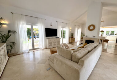 Renovated Villa for Sale in Sotogrande Costa’s Sought-After B-Zone