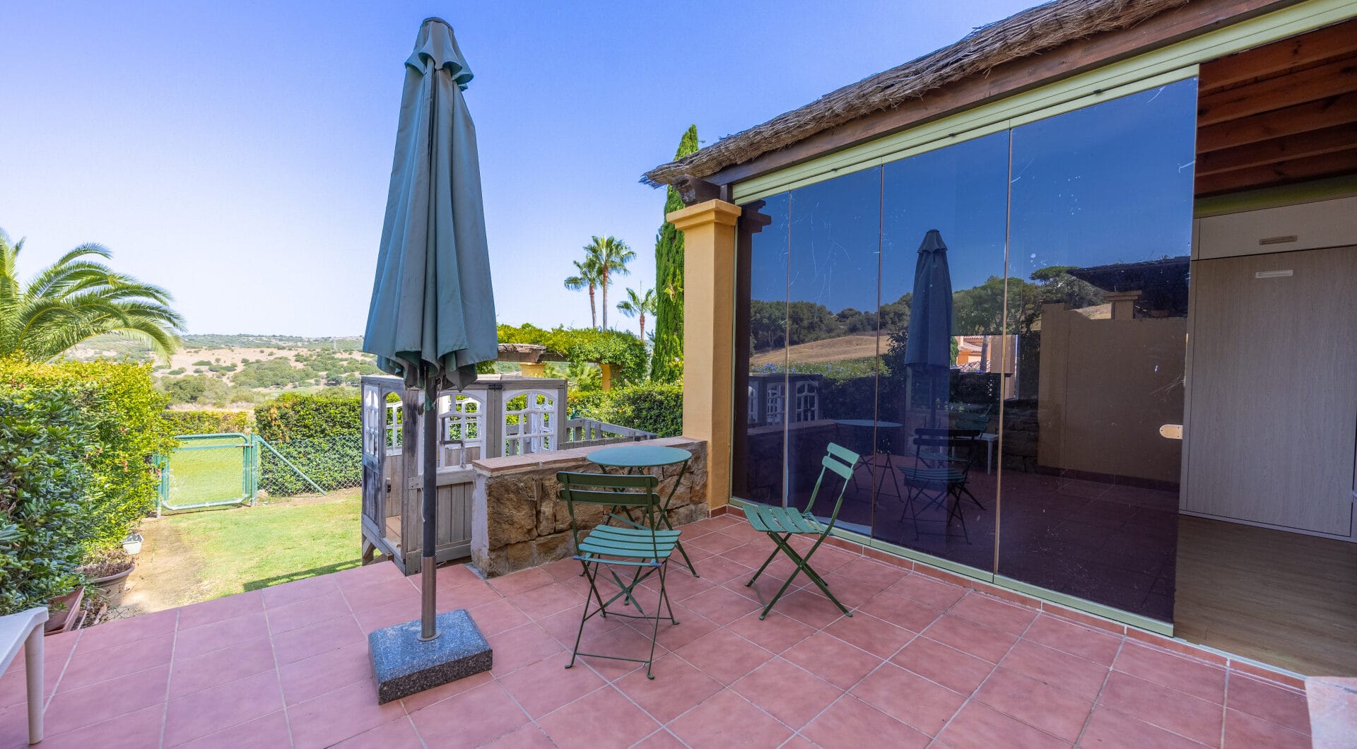 Exclusive Semi-Detached House with 4 bedrooms on the Frontline of Golf in Sotogrande – with Private Garden