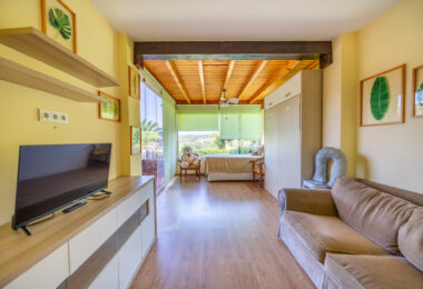 Exclusive Semi-Detached House with 4 bedrooms on the Frontline of Golf in Sotogrande – with Private Garden
