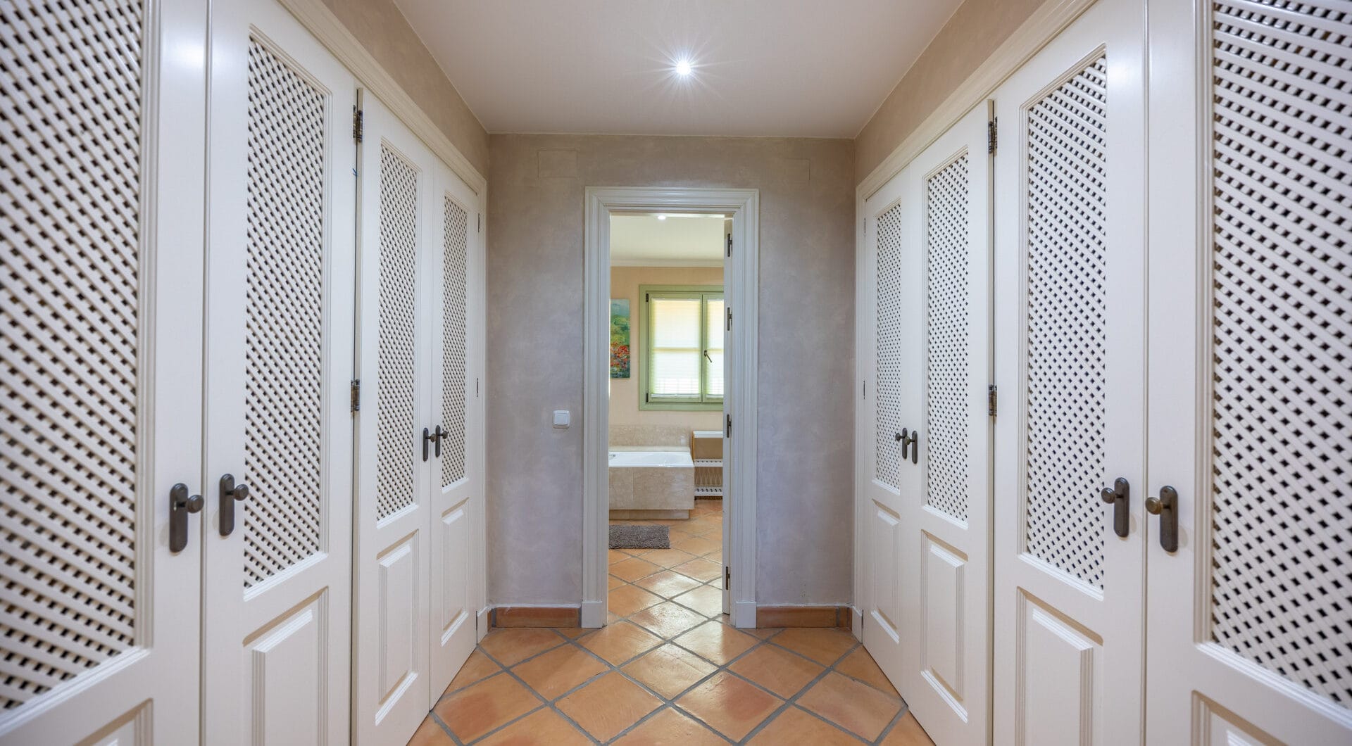 Exclusive Semi-Detached House with 4 bedrooms on the Frontline of Golf in Sotogrande – with Private Garden
