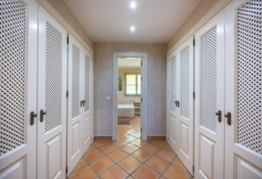 Exclusive Semi-Detached House with 4 bedrooms on the Frontline of Golf in Sotogrande – with Private Garden