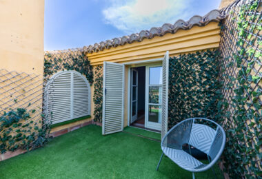 Exclusive Semi-Detached House with 4 bedrooms on the Frontline of Golf in Sotogrande – with Private Garden