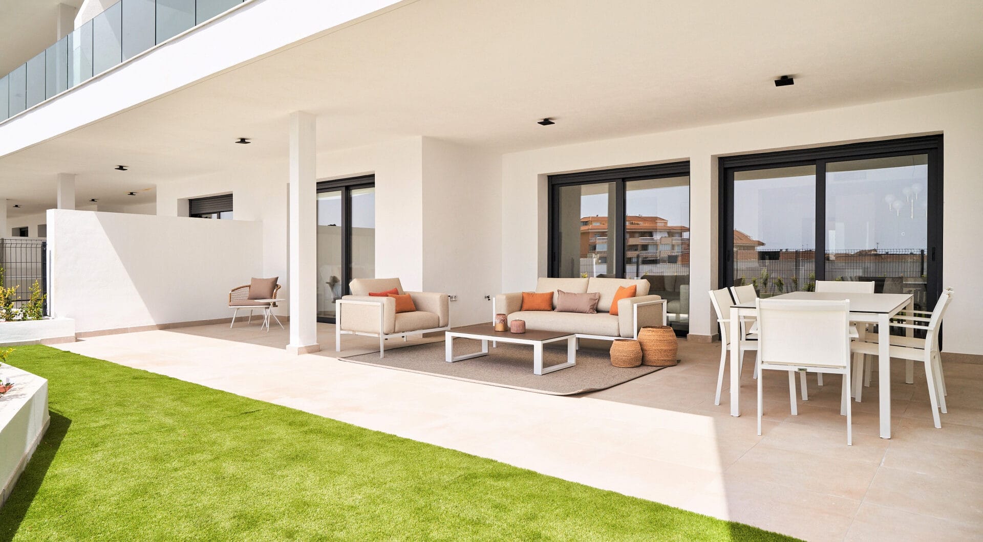 Spectacular New Development in Higuerón Beachside