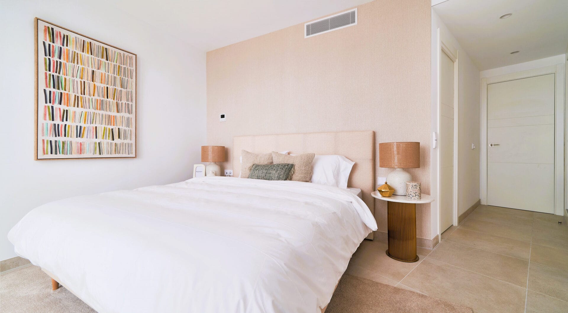 Spectacular New Development in Higuerón Beachside