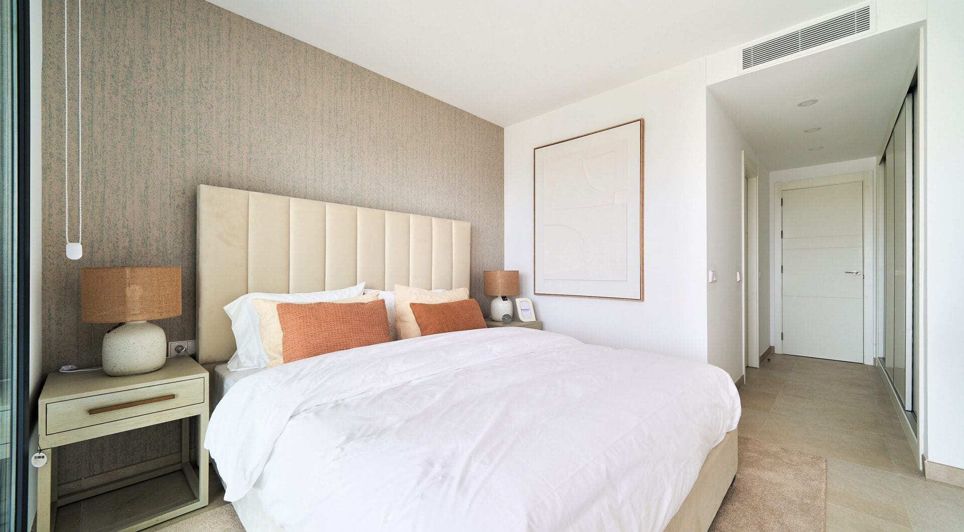 Spectacular New Development in Higuerón Beachside