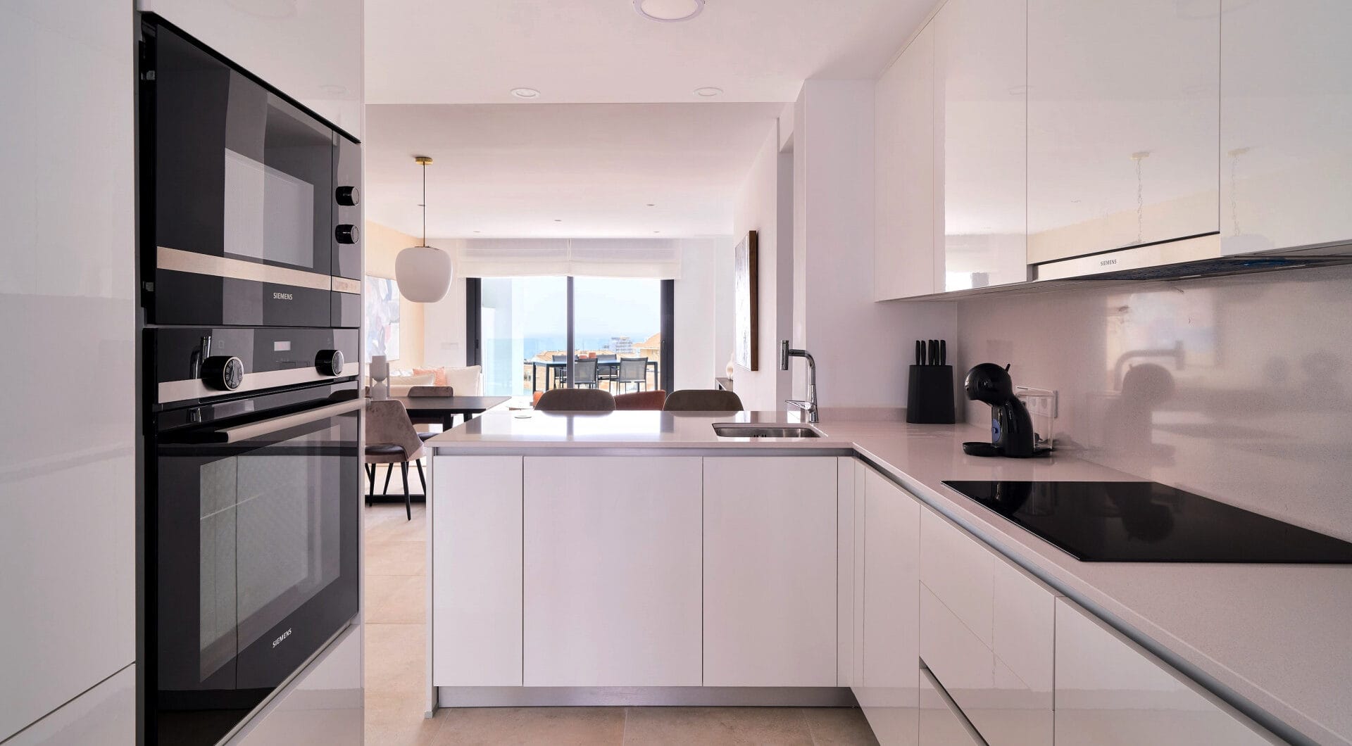 Spectacular New Development in Higuerón Beachside
