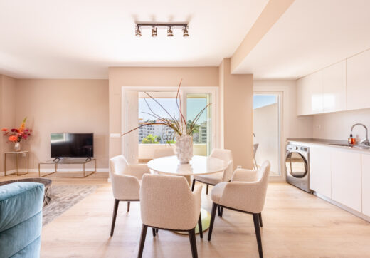 Brand New Luxury Corner Apartment with Sea &amp; Mountain Views in Nueva Andalucia, Marbella