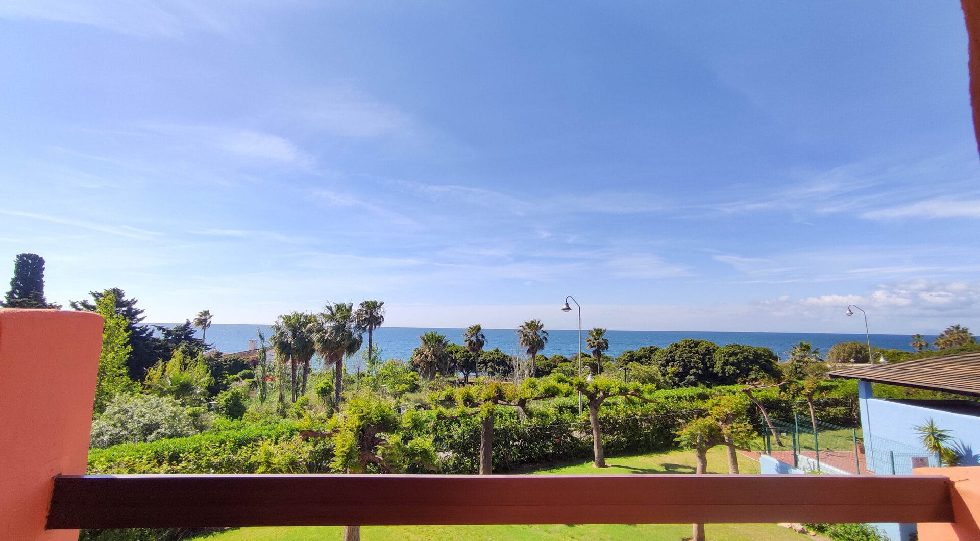 Stunning 3-bedroom beachfront apartment, Playa del Ángel