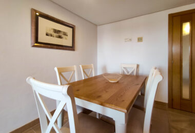 Stunning 3-bedroom beachfront apartment, Playa del Ángel