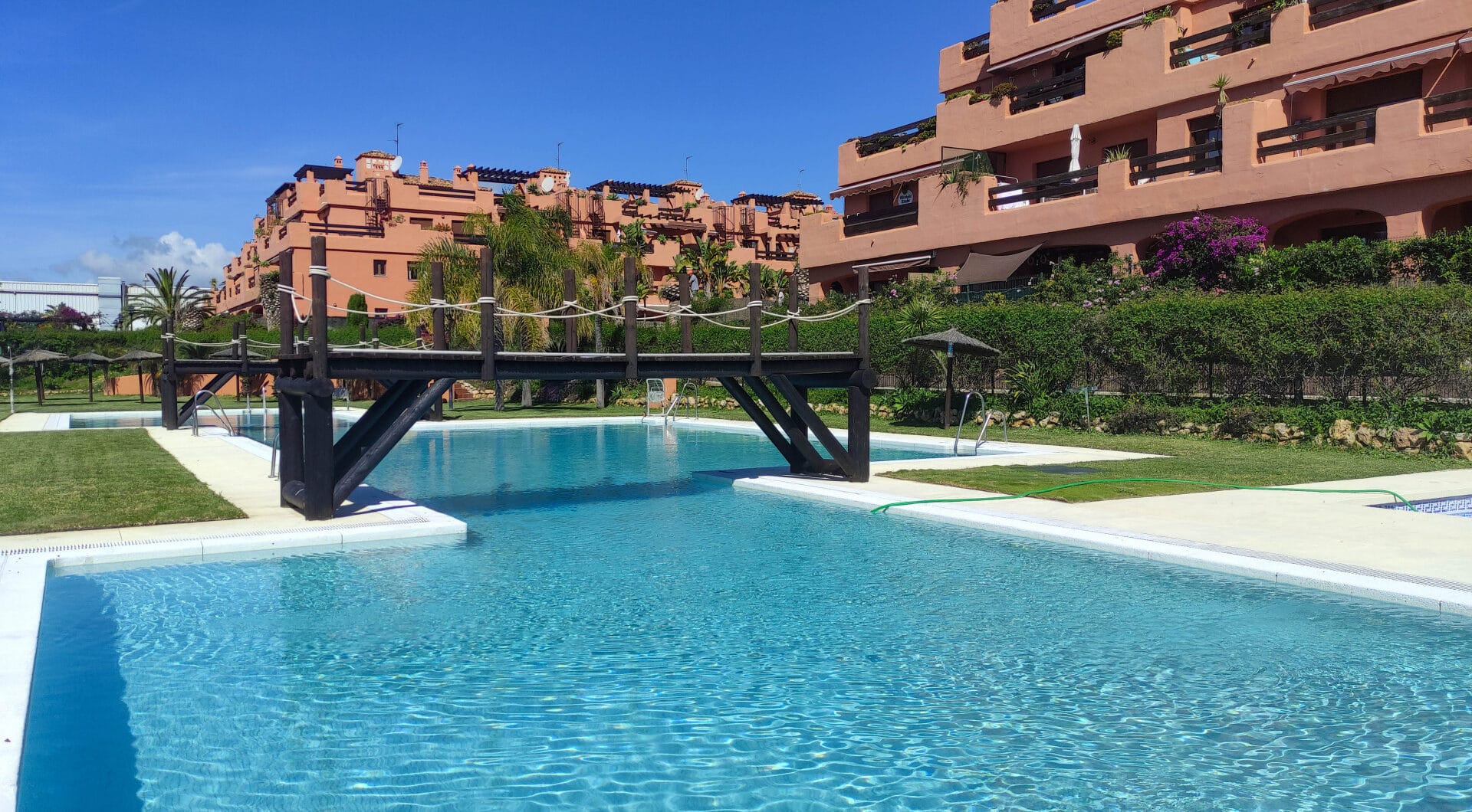 Stunning 3-bedroom beachfront apartment, Playa del Ángel