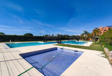 Stunning 3-bedroom beachfront apartment, Playa del Ángel