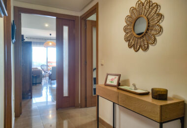 Stunning 3-bedroom beachfront apartment, Playa del Ángel