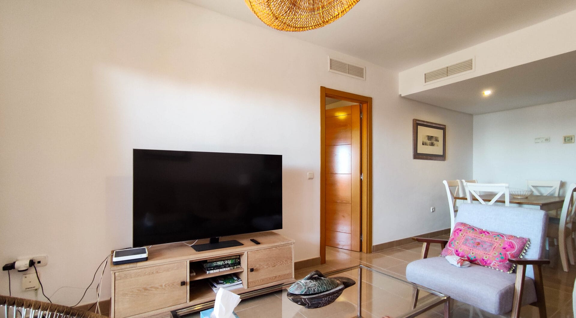 Stunning 3-bedroom beachfront apartment, Playa del Ángel