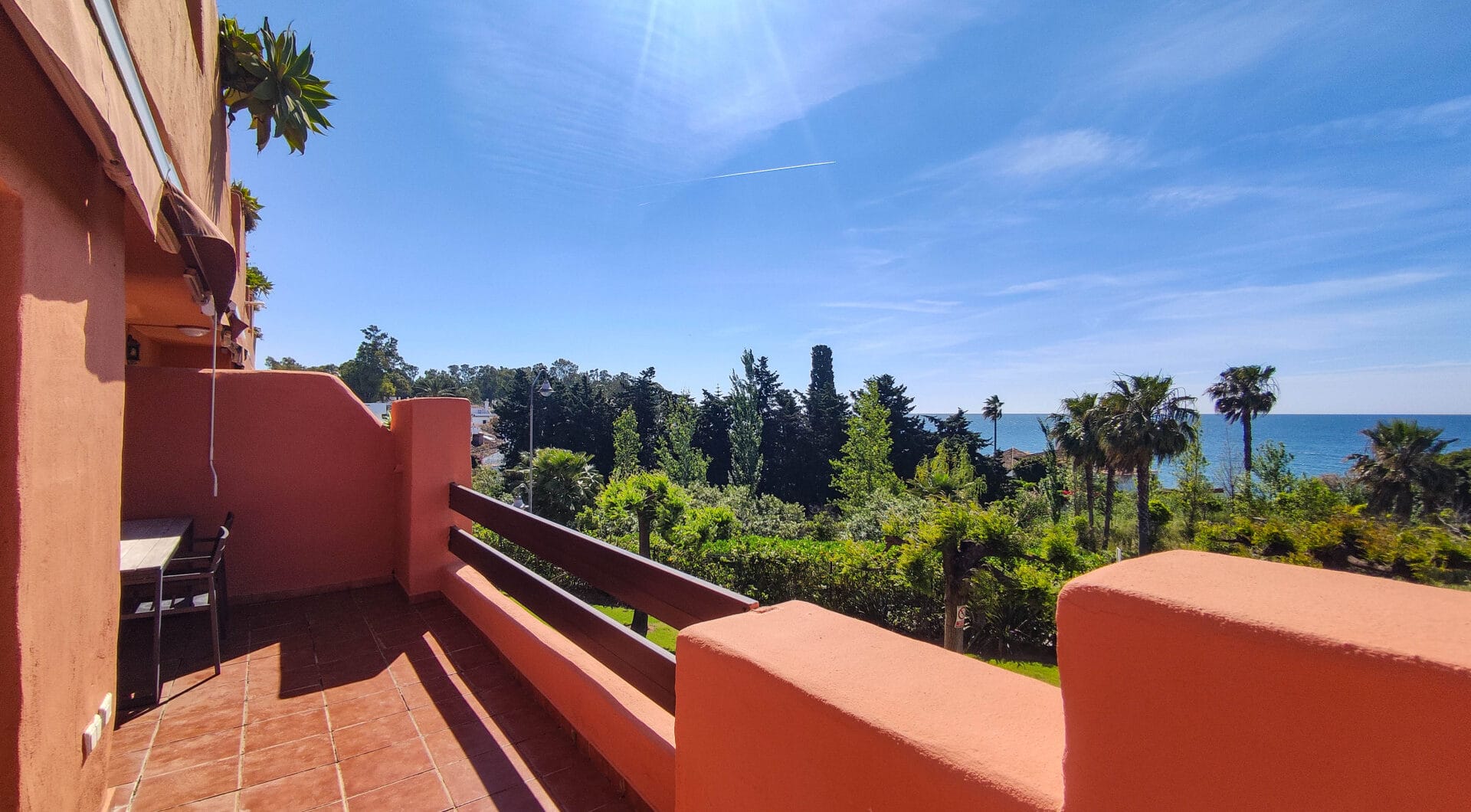Stunning 3-bedroom beachfront apartment, Playa del Ángel