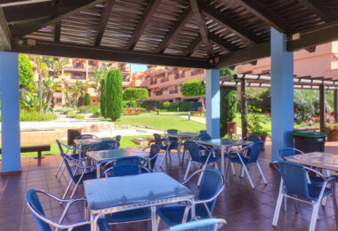 Stunning 3-bedroom beachfront apartment, Playa del Ángel