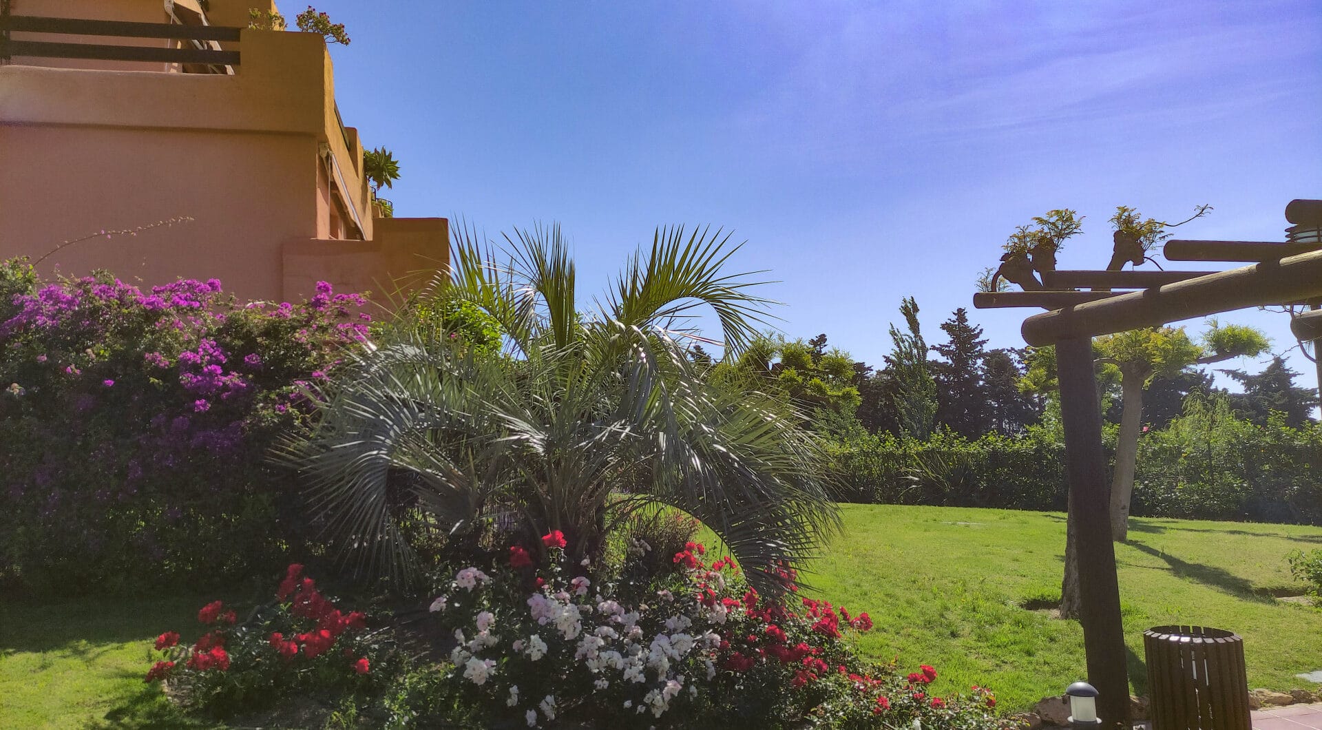 Stunning 3-bedroom beachfront apartment, Playa del Ángel