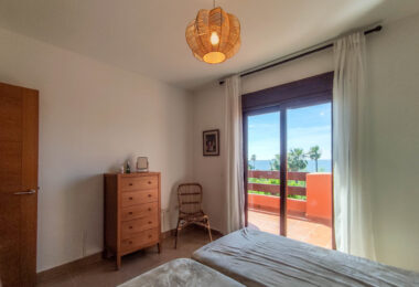 Stunning 3-bedroom beachfront apartment, Playa del Ángel