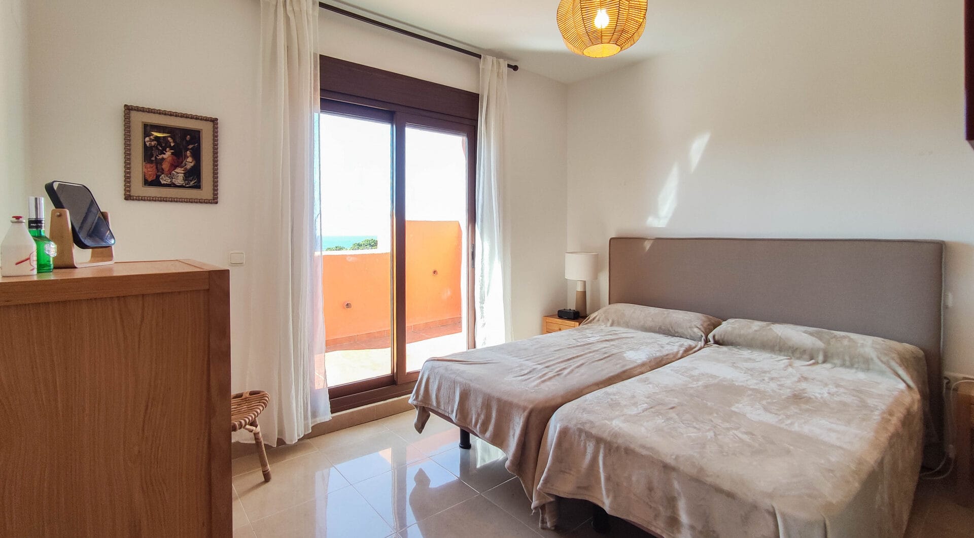 Stunning 3-bedroom beachfront apartment, Playa del Ángel