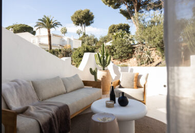 Semi-detached villa in Peñablanca, Nueva Andalucía
