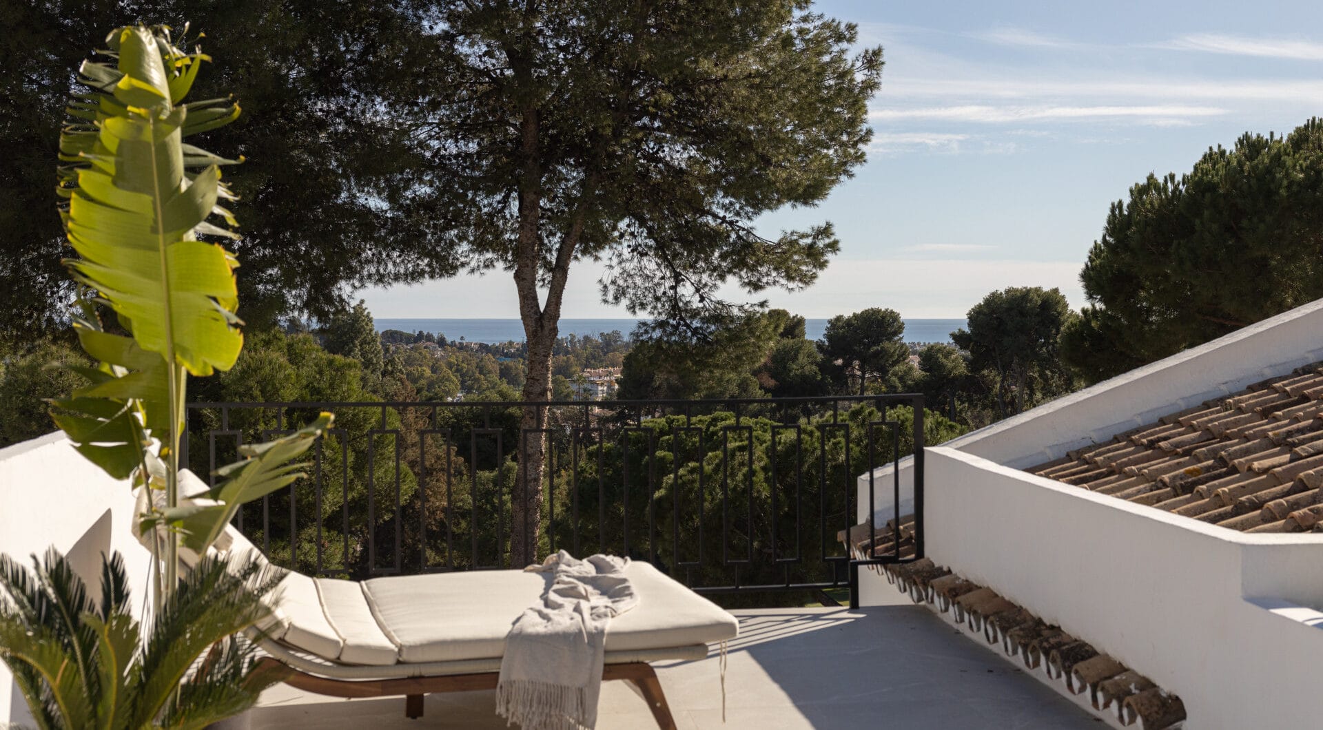 Semi-detached villa in Peñablanca, Nueva Andalucía