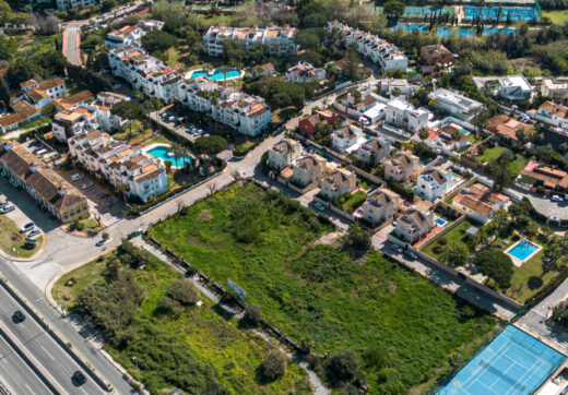 Plot in Cancelada for 10 villas
