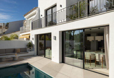 Semi-detached villa in Peñablanca, Nueva Andalucía