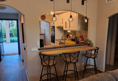 Elegant Ground Floor Apartment in Duquesa Suites, Manilva
