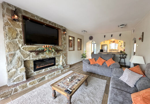 Elegant Ground Floor Apartment in Duquesa Suites, Manilva