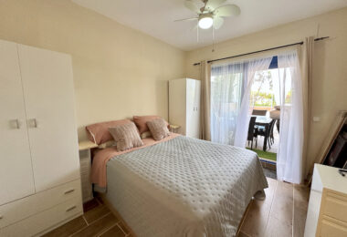 Elegant Ground Floor Apartment in Duquesa Suites, Manilva