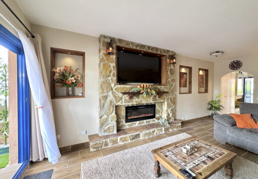 Elegant Ground Floor Apartment in Duquesa Suites, Manilva