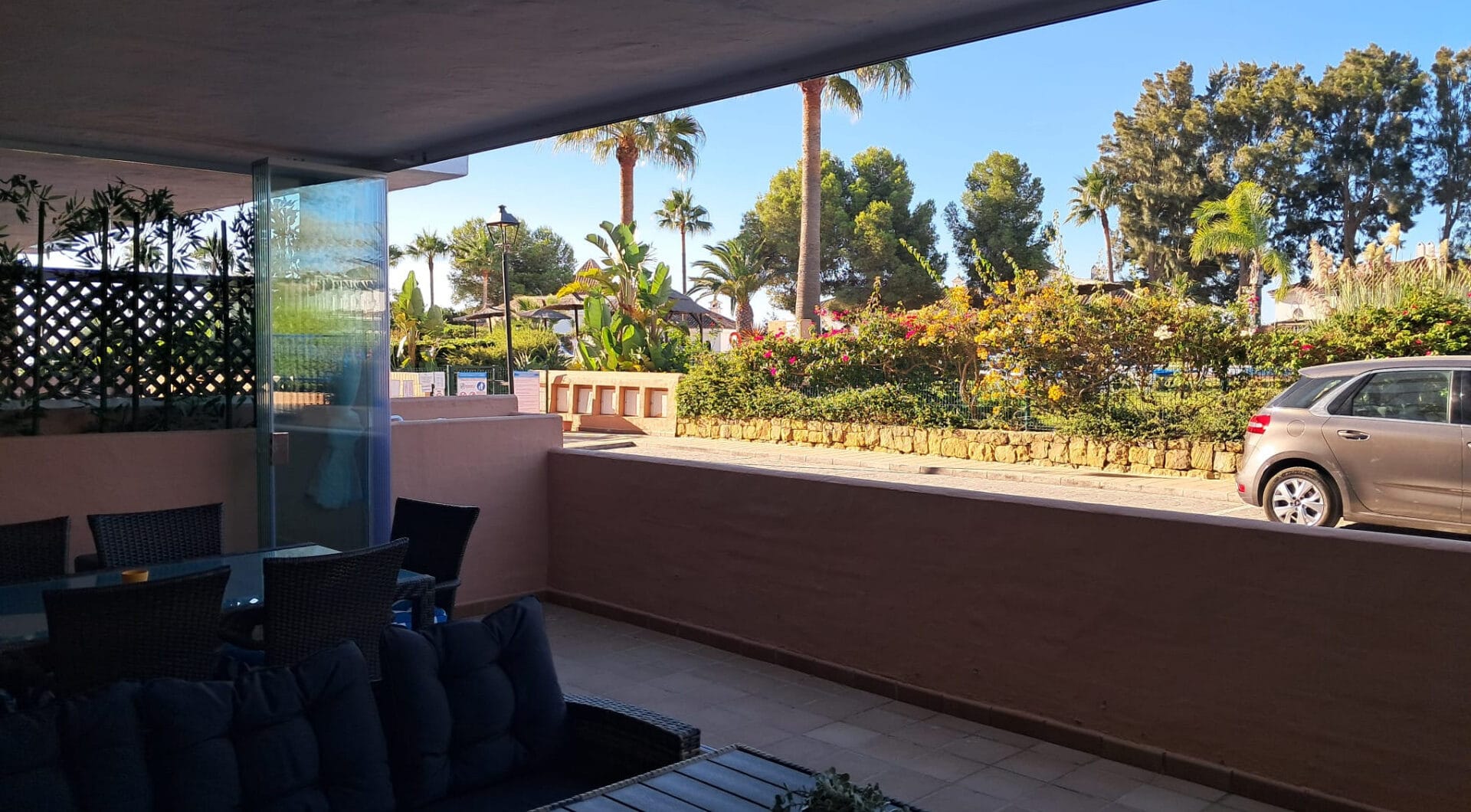Elegant Ground Floor Apartment in Duquesa Suites, Manilva