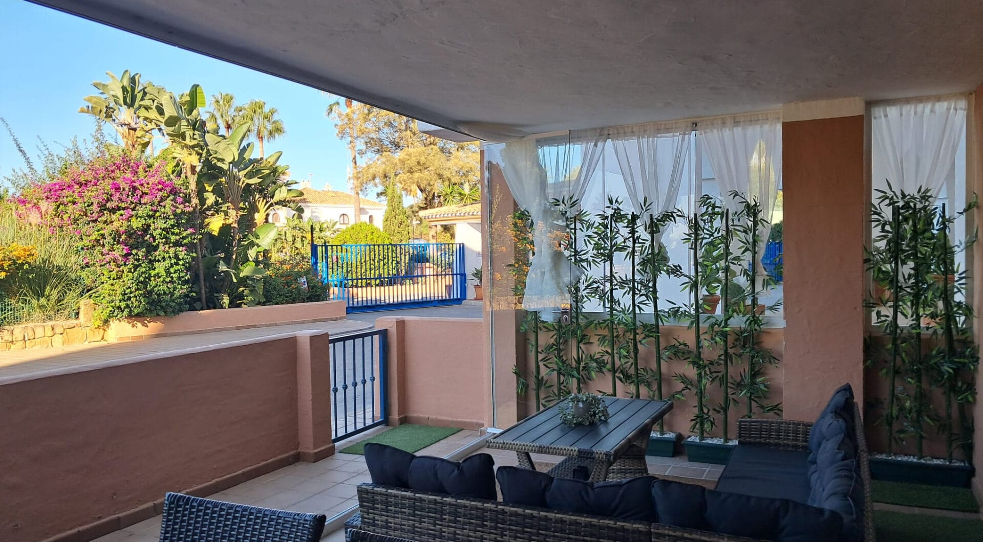 Elegant Ground Floor Apartment in Duquesa Suites, Manilva