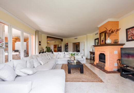 Unique Frontline Beach Villa in La Perla de la Bahía, Casares
