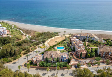 Unique Frontline Beach Villa in La Perla de la Bahía, Casares