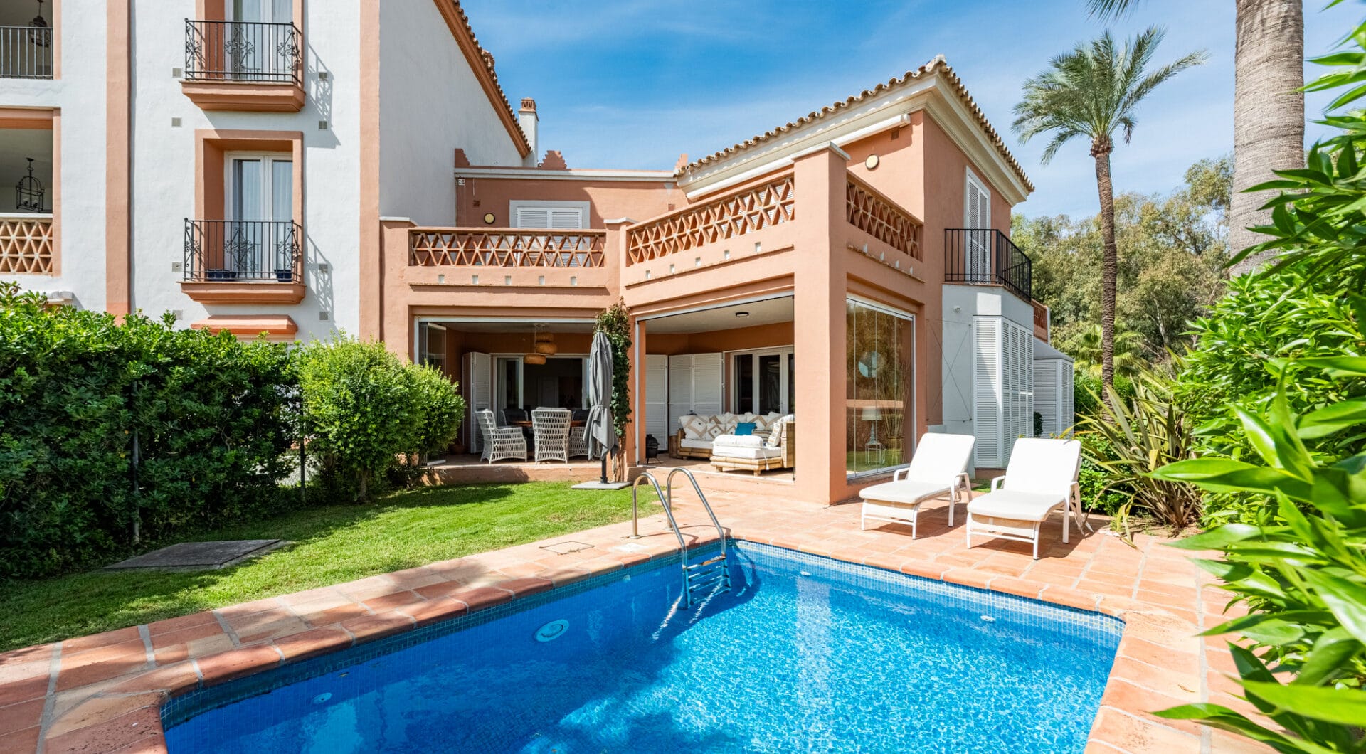 Unique Frontline Beach Villa in La Perla de la Bahía, Casares