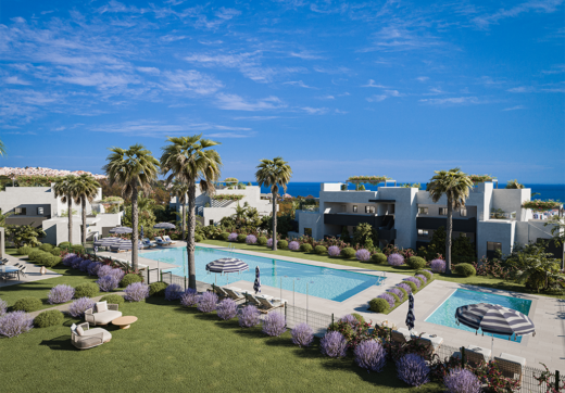 Alura Living Casares Costa, luxurious Mediterranean lifestyle between golf and the sea.