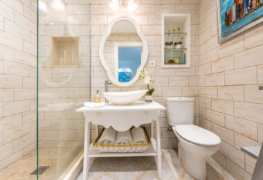 A cozy 2 bedroom townhouse located in a famous Aloha Pueblo, Nueva Andalucia.