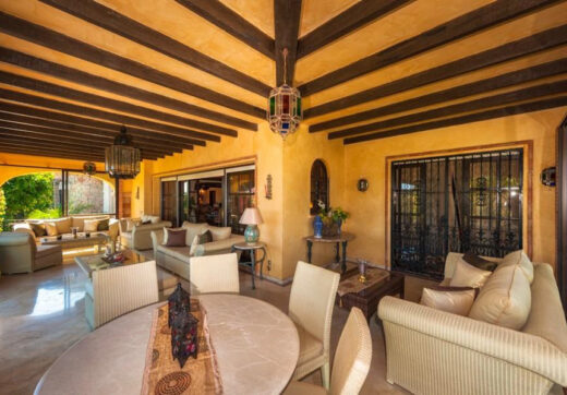 Magnificent mansion in the New Golden Mile