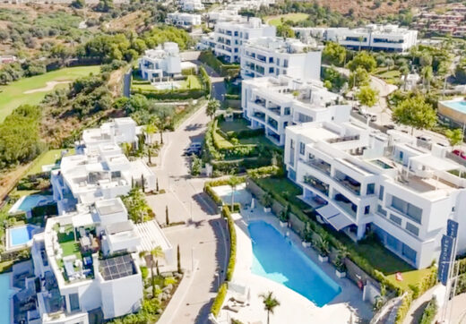 Contemporary penthouse with terrace and solarium both with panoramic views of the Mediterranean Sea in top location