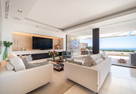 Luxury aparmtment in la Quinta with excellen views