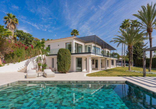 Luxury Five-Bedroom Villa with Panoramic Sea Views in Rocio de Nagüeles, Marbella Golden Mile