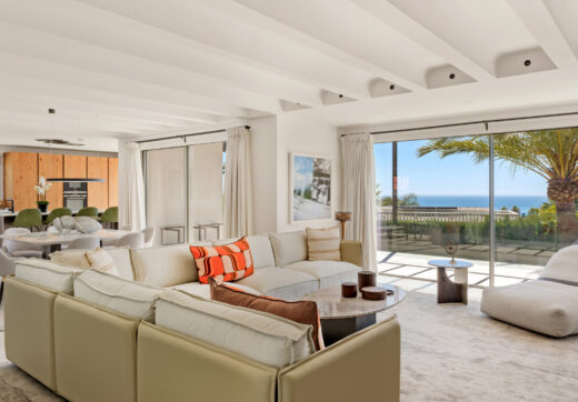Luxury Five-Bedroom Villa with Panoramic Sea Views in Rocio de Nagüeles, Marbella Golden Mile