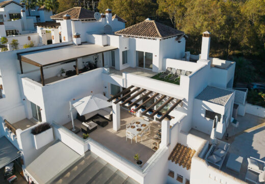 Elegant duplex penthouse in Aloha, Marbella with 3 bedrooms