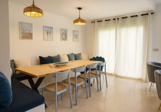 Fully Renovated Townhouse with Expansion Potential in Riviera Beach, Cancelada