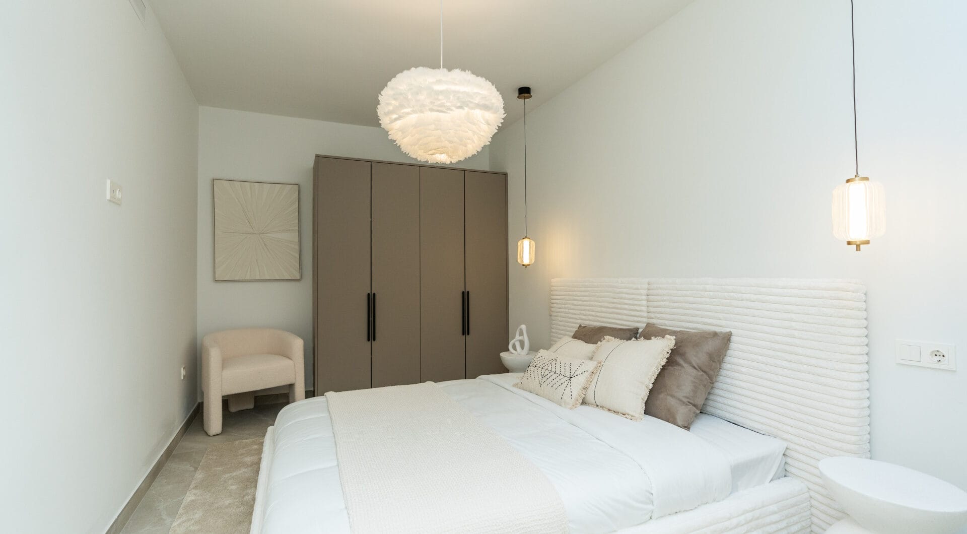 Casa Preciosa, a fully refurbished 4-bedroom, spacious townhouse in The Golf Valley of Nueva Andalucia, Marbella