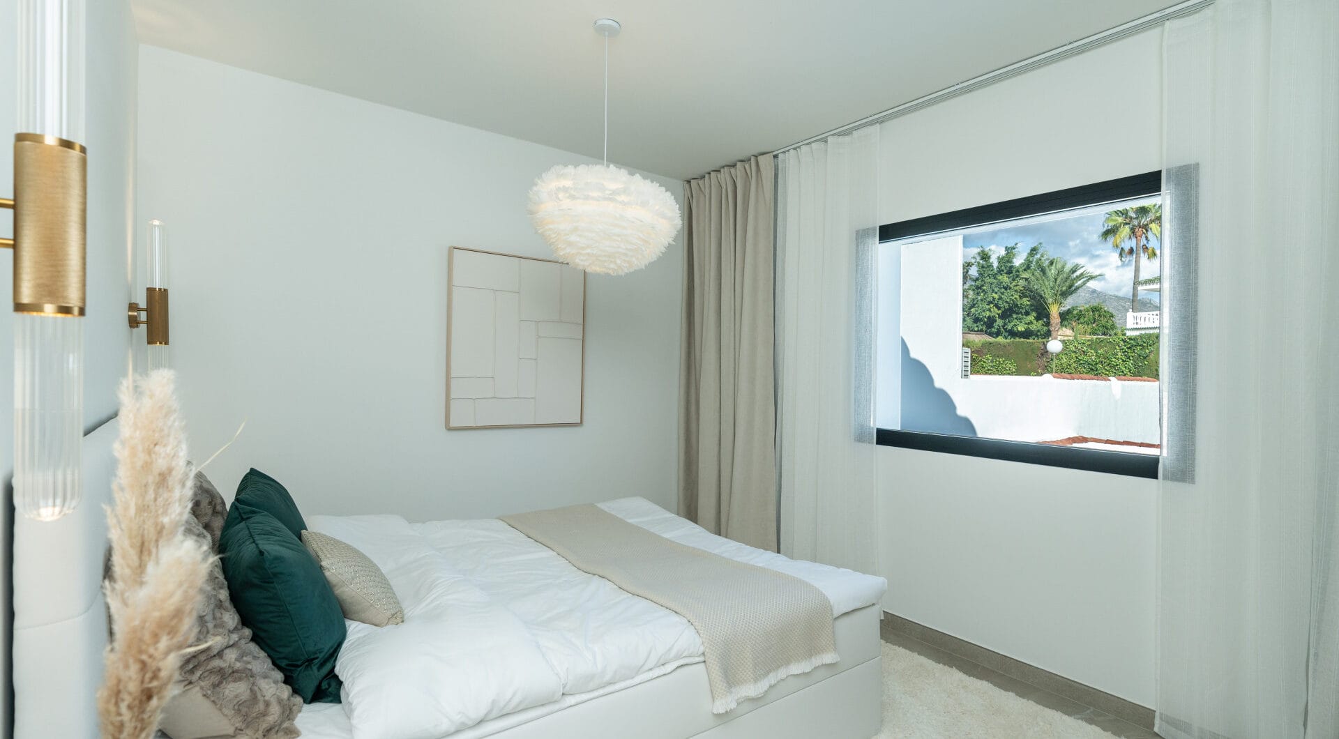 Casa Preciosa, a fully refurbished 4-bedroom, spacious townhouse in The Golf Valley of Nueva Andalucia, Marbella