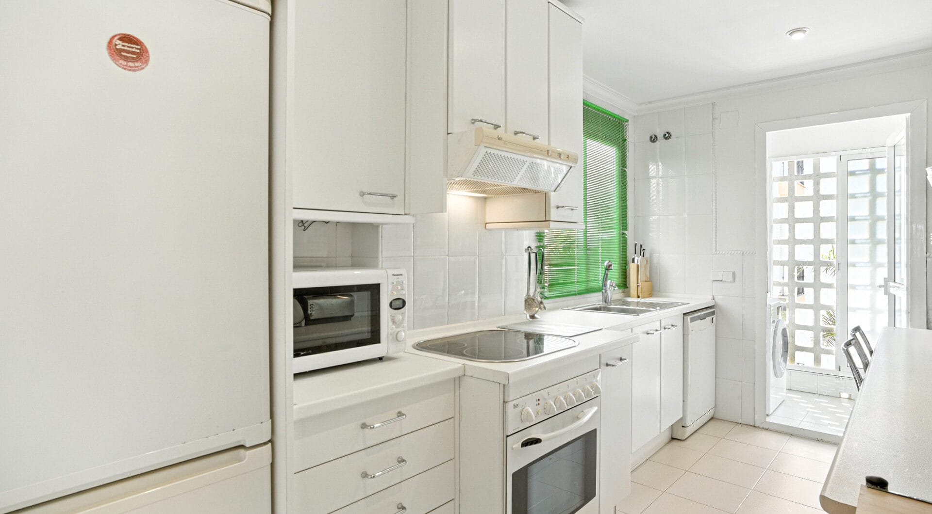 Exclusive Beachfront Two-Bedroom South-Facing Apartment with Sea Views in La Herradura, Marbella