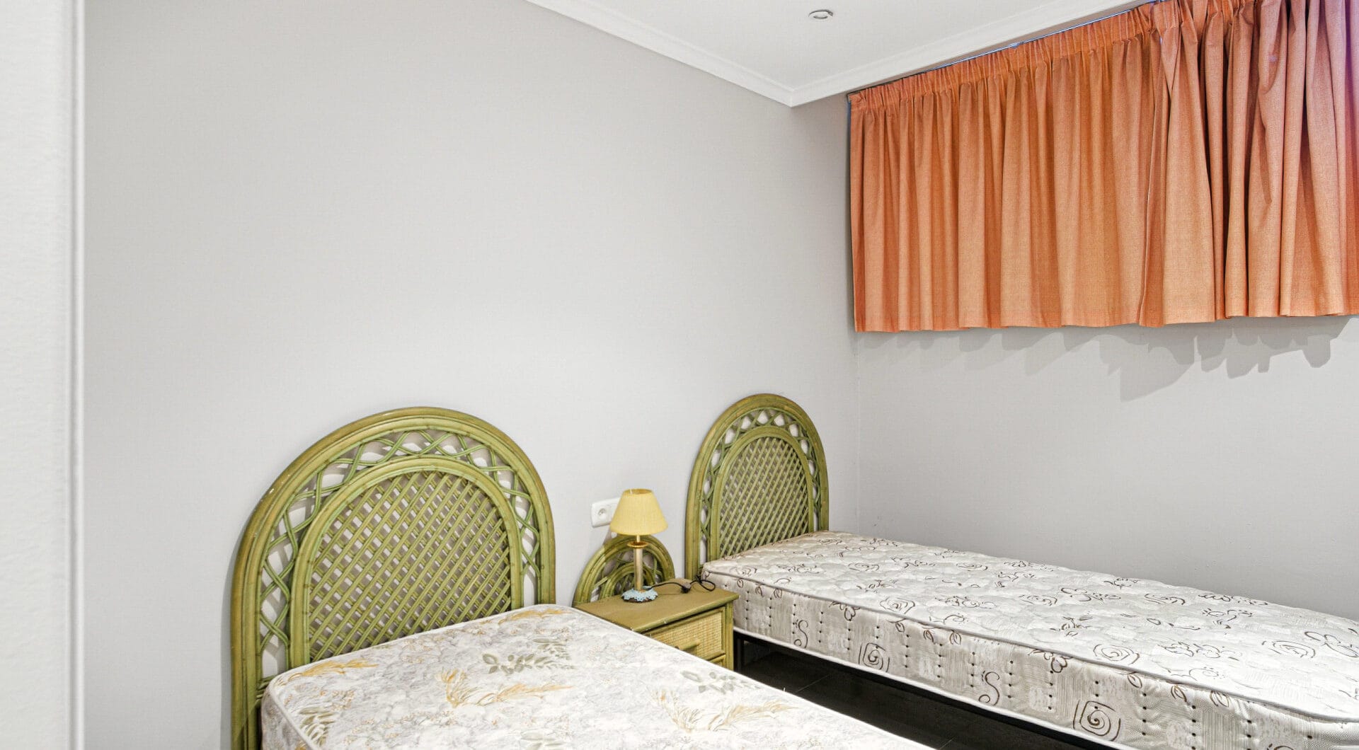 Exclusive Beachfront Two-Bedroom South-Facing Apartment with Sea Views in La Herradura, Marbella